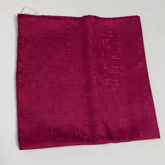 Hermes men’s red pocket square - Picture 4 of 6